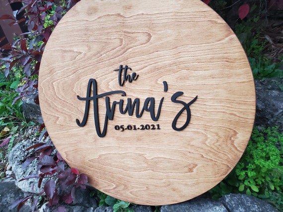 Round wood wedding guestbook alternative, last name wood sign guest bo –  SignYouStyle
